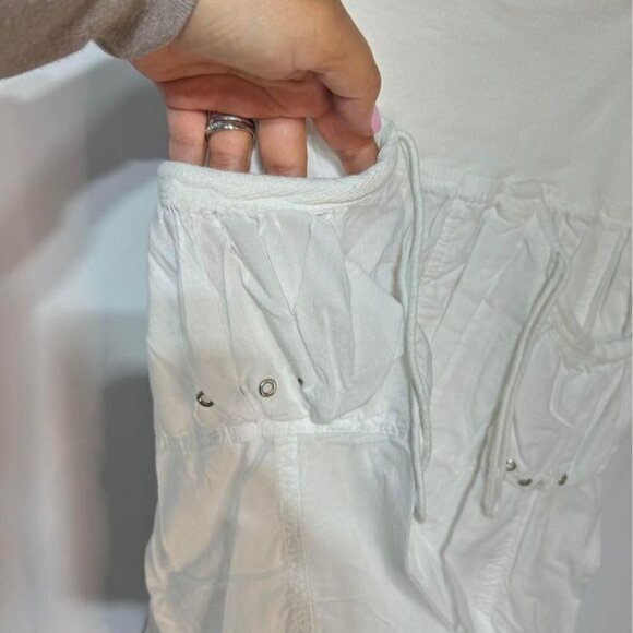 Woman’s balloon lined skirt. Fold over waist. Pockets. Size small. Stretchy! - Picture 3 of 9